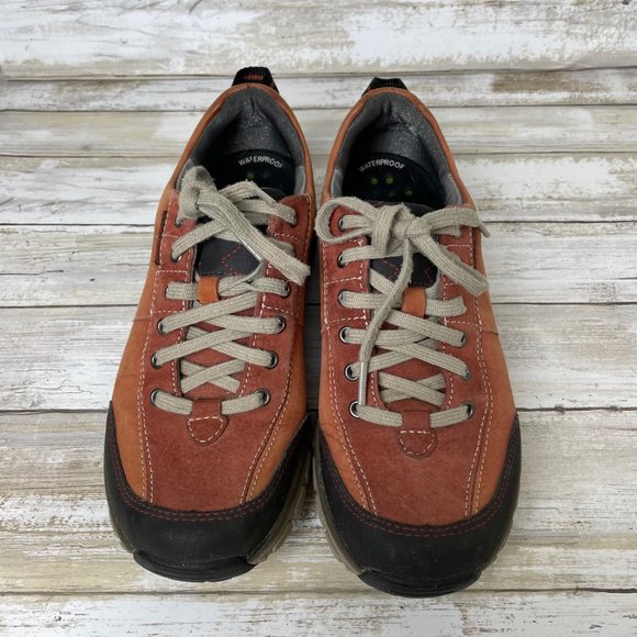 Clarks wave Walker hiking shoe size 6 1/2 - Picture 1 of 8